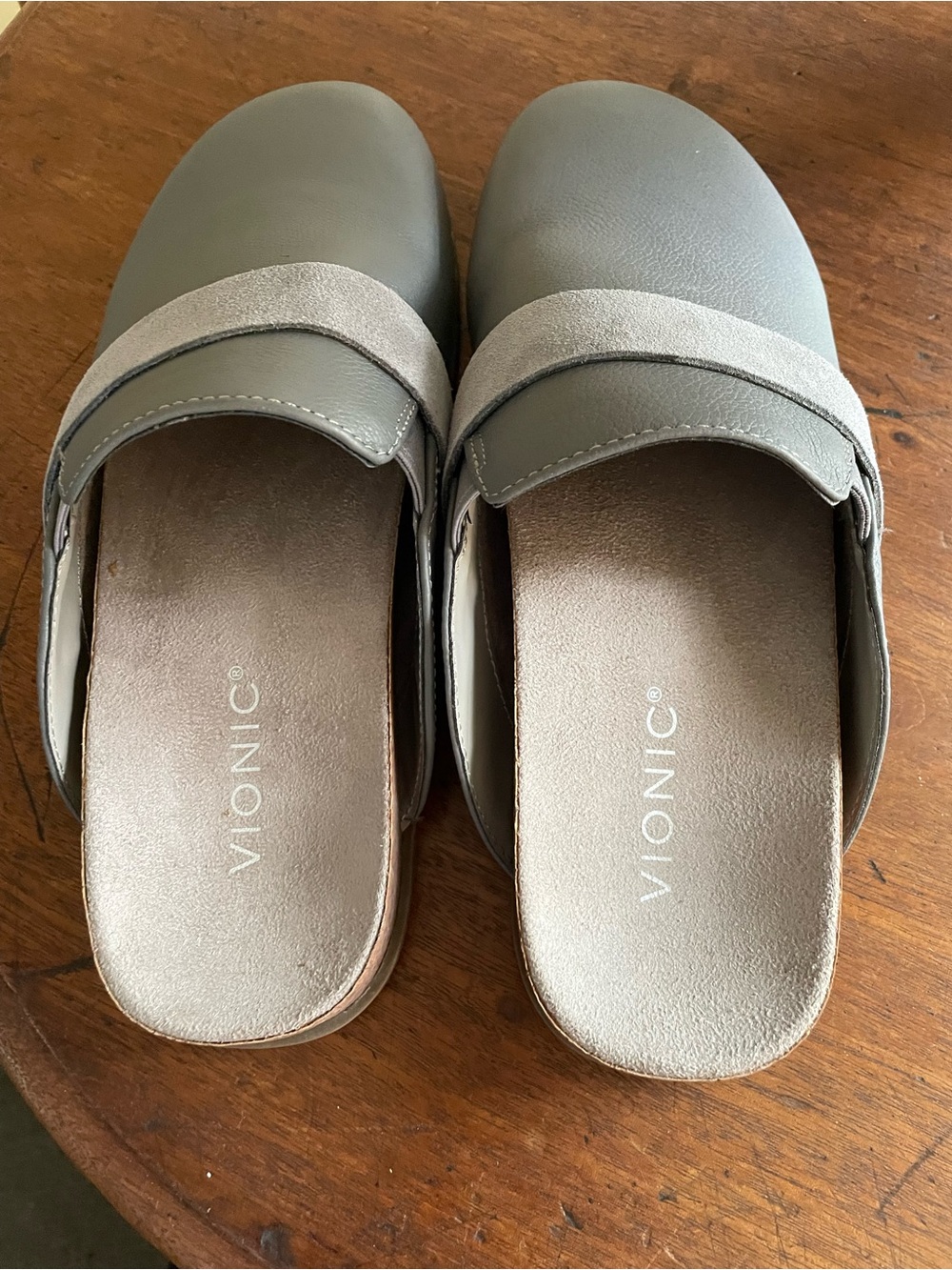 Vionic Ambrosia Gray Leather & Suede Slip-On Clogs - size 9 - Picture 5 of 6